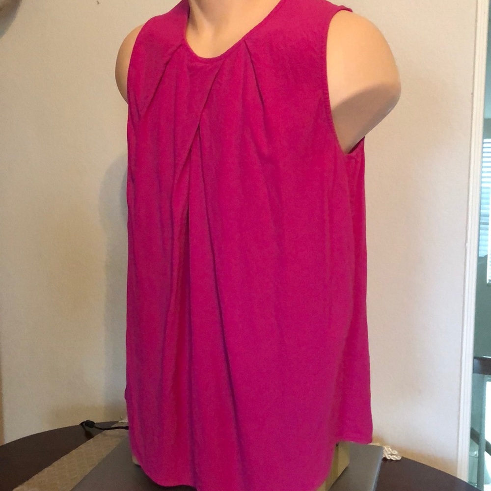 Hot Pink Violet + Claire sleeveless blouse 👚 XL